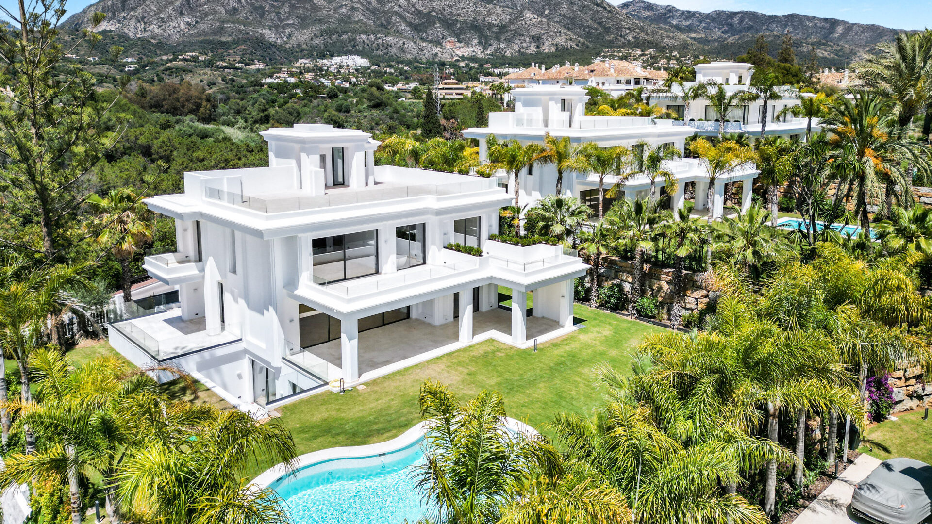 Villa in Marbella — Ref. V5354