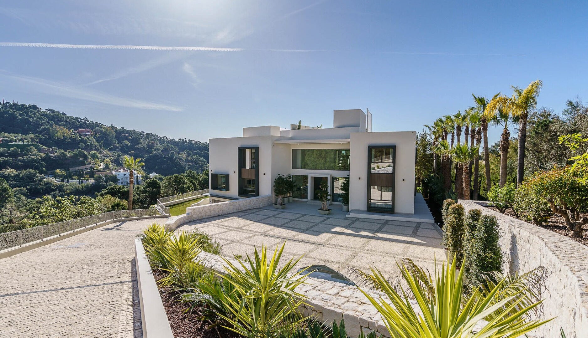 Villa in Benahavis — Ref. V6177