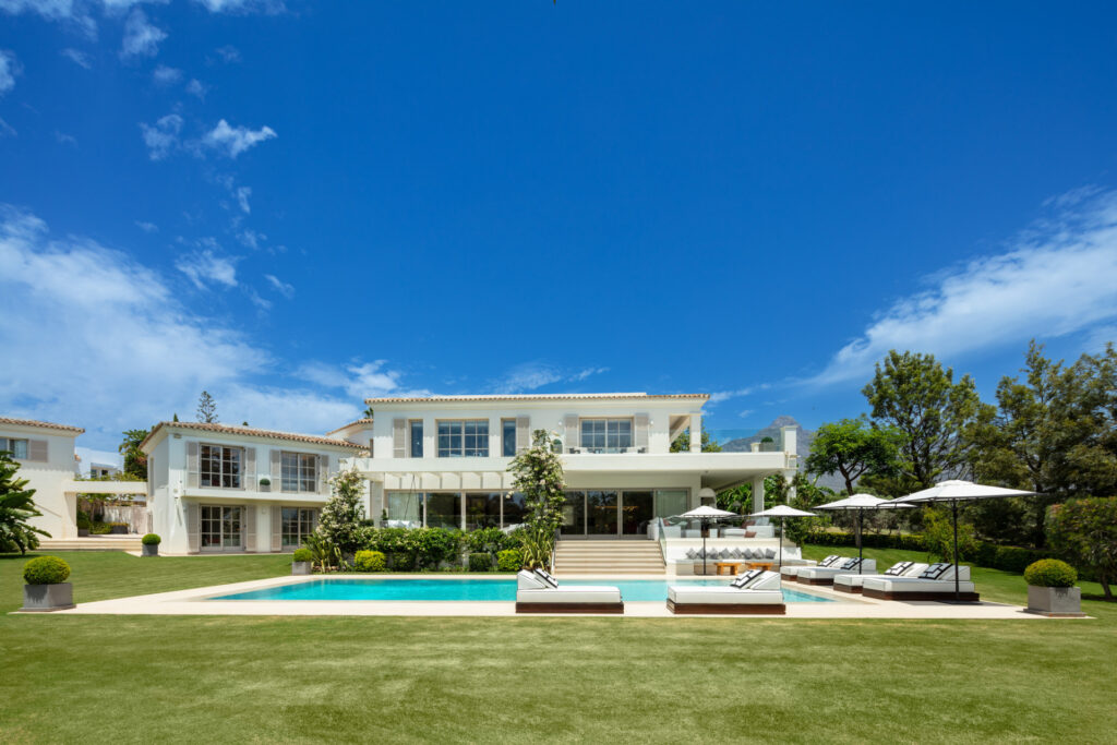 Villa in Marbella — Ref. V6122