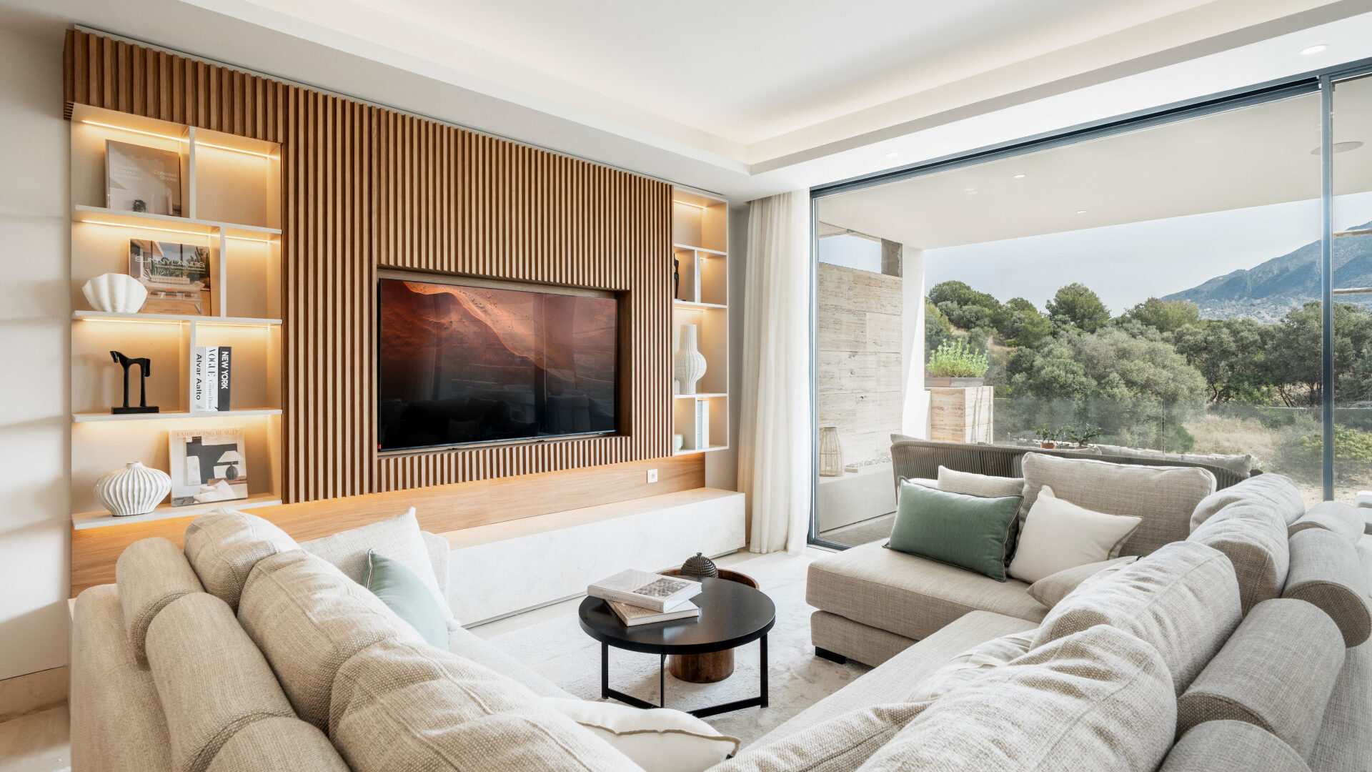 Ground Floor Apartment in Marbella — Ref. A2210