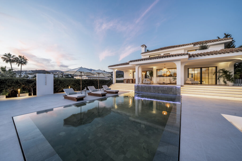 Villa in Marbella — Ref. V5456
