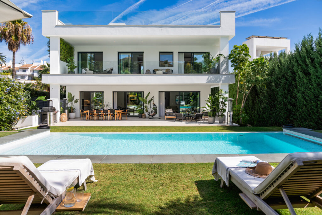 Villa in Marbella — Ref. V5425