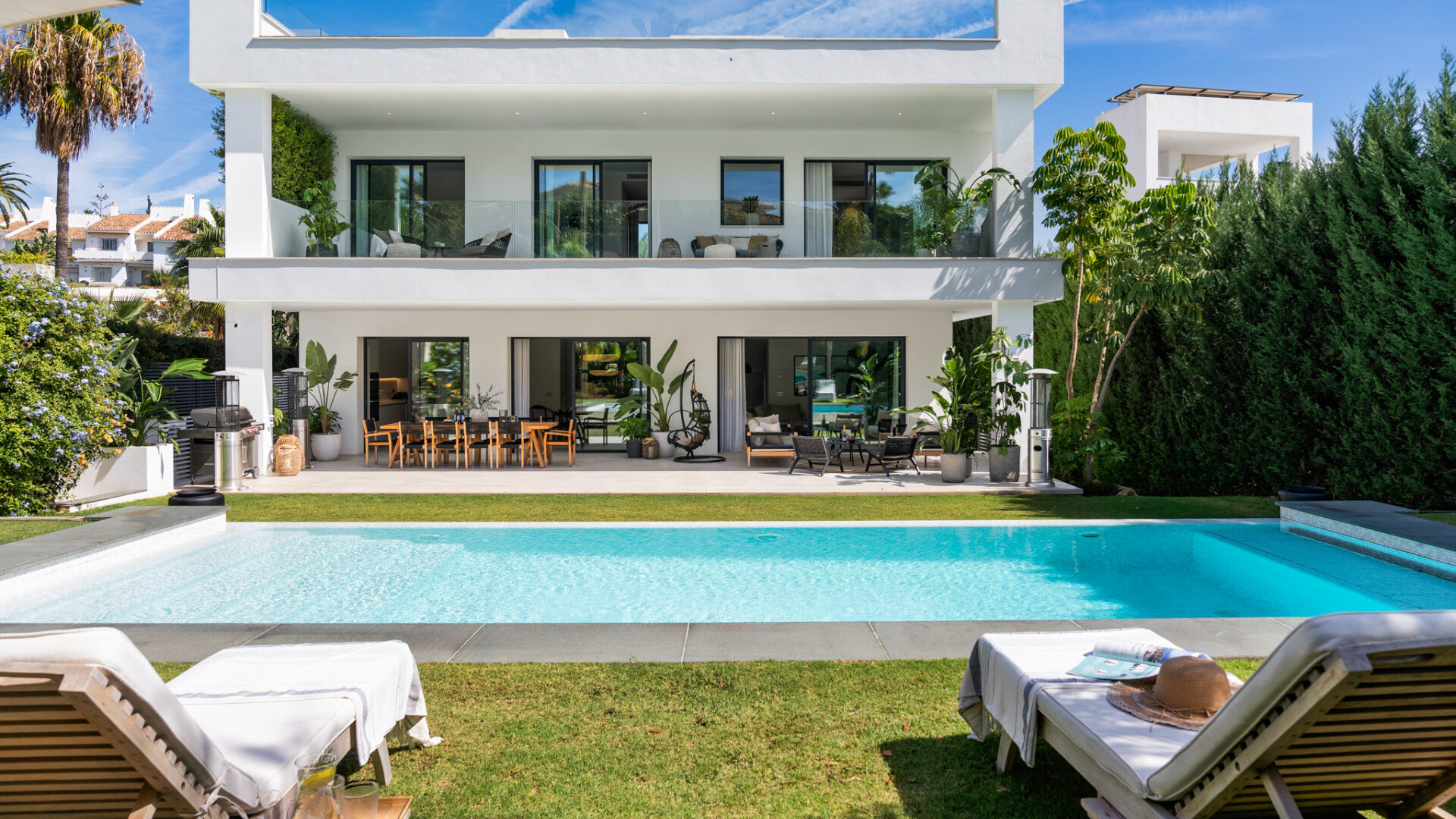 Villa in Marbella — Ref. V5425