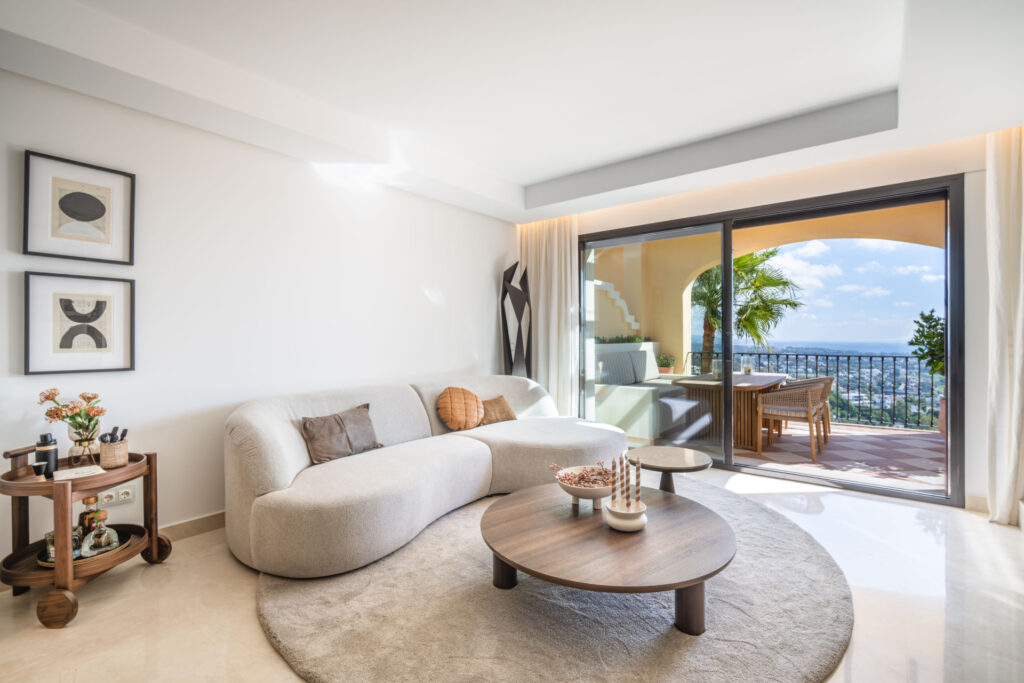 Penthouse in Benahavis — Ref. PH3090