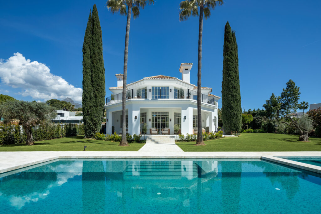 Villa in Marbella — Ref. V5449