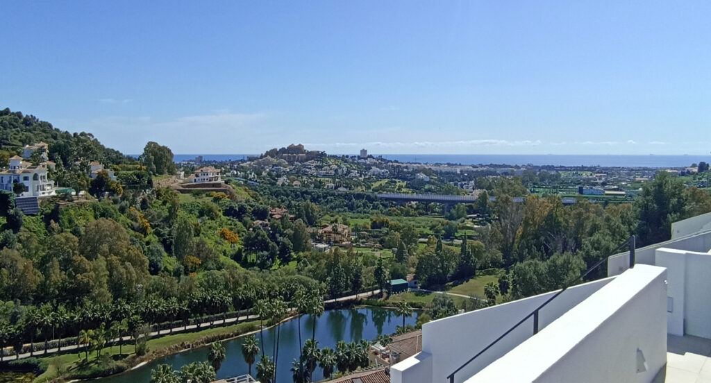 Penthouse in Benahavis — Ref. PH3094