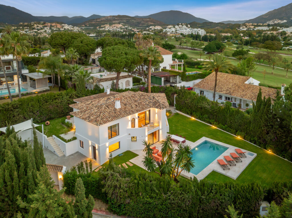 Villa in Marbella — Ref. V4588