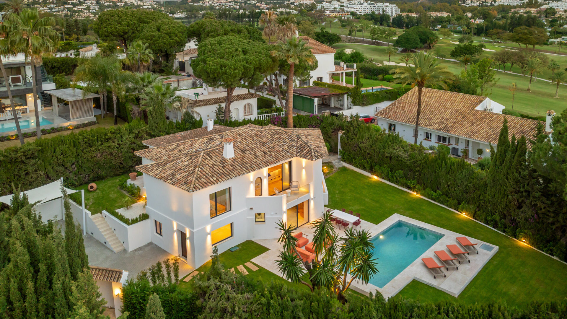 Villa in Marbella — Ref. V4588